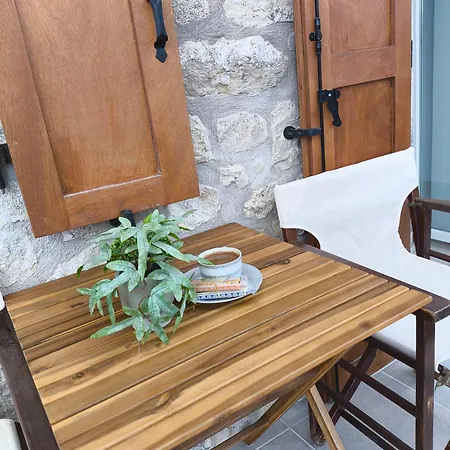 Stone Deluxe Lefkada 別荘 Lazaráta