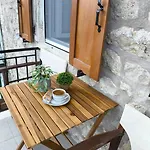 بيت للعطل Stone Deluxe Lefkada