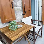 بيت للعطل Stone Deluxe Lefkada Lazaráta