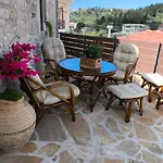 Stone Deluxe Lefkada Lazaráta