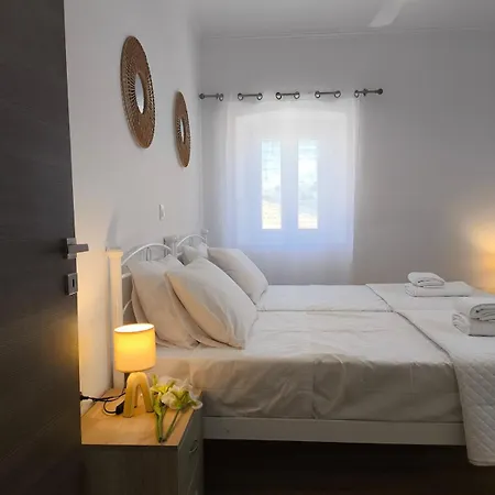 Feriehus Stone Deluxe Lefkada Lazaráta