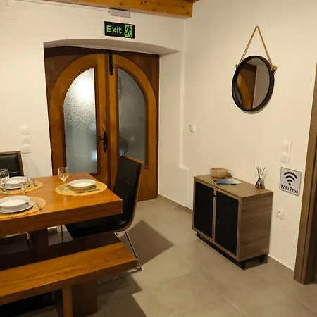 Stone Deluxe Lefkada 펜션 *